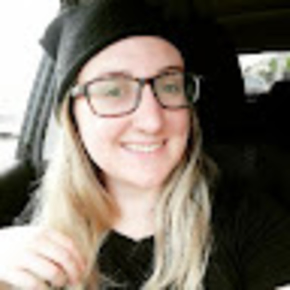 Meet your Posher, Inês - Picture 1 of 1